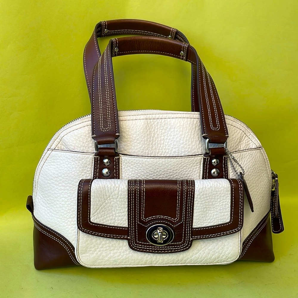 Vintage Y2K Coach Hampton Turn Lock Light gray/dark brown pebbled leather bag